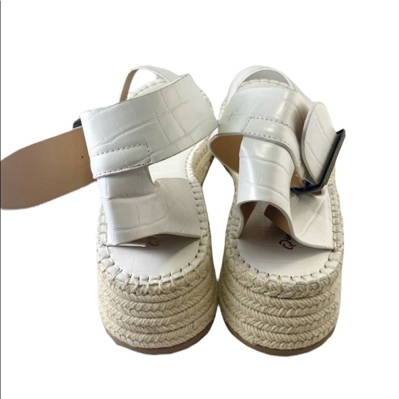 Qupid Brand New Animal Print Embossed Platform Sandals (Size 9) - Picture 5 of 8